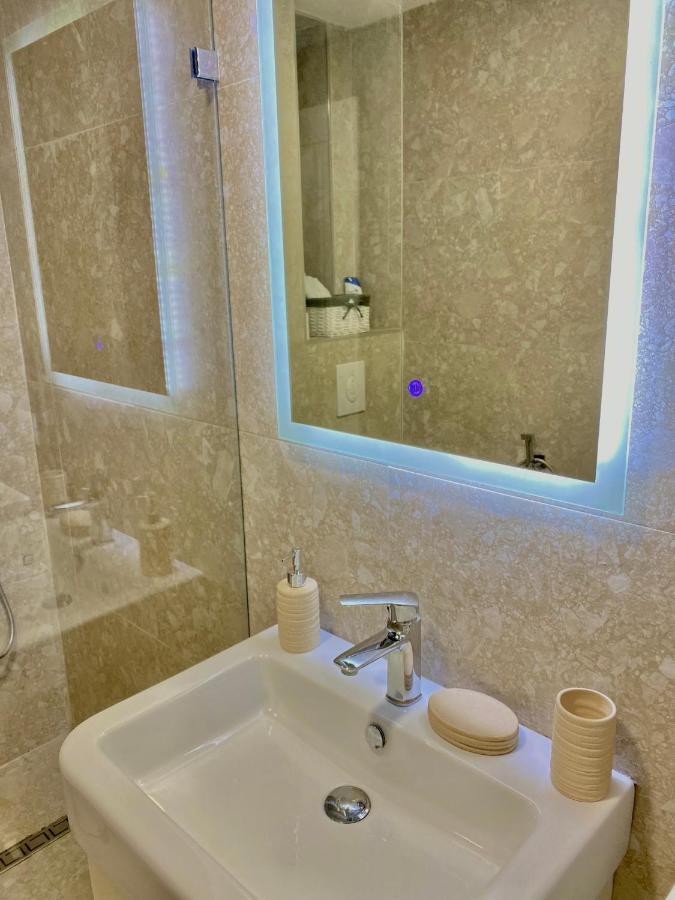 Jolie Center Apartment Τίρανα Εξωτερικό φωτογραφία